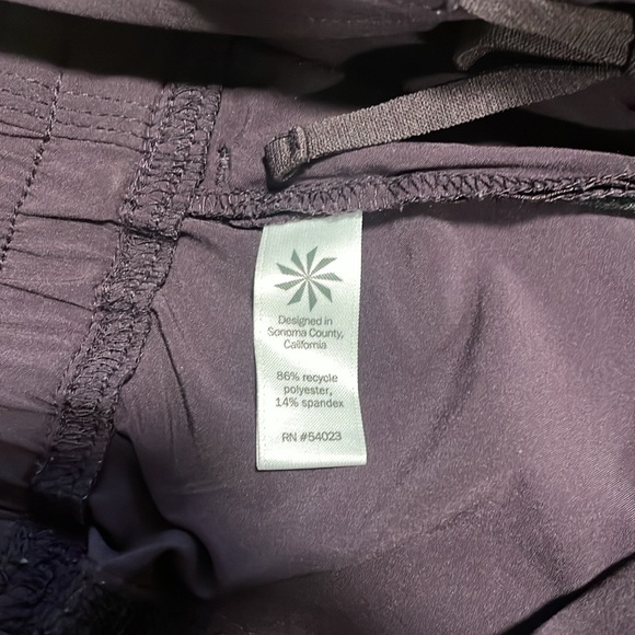 Athleta active stretchy plum joggers - Picture 8 of 8
